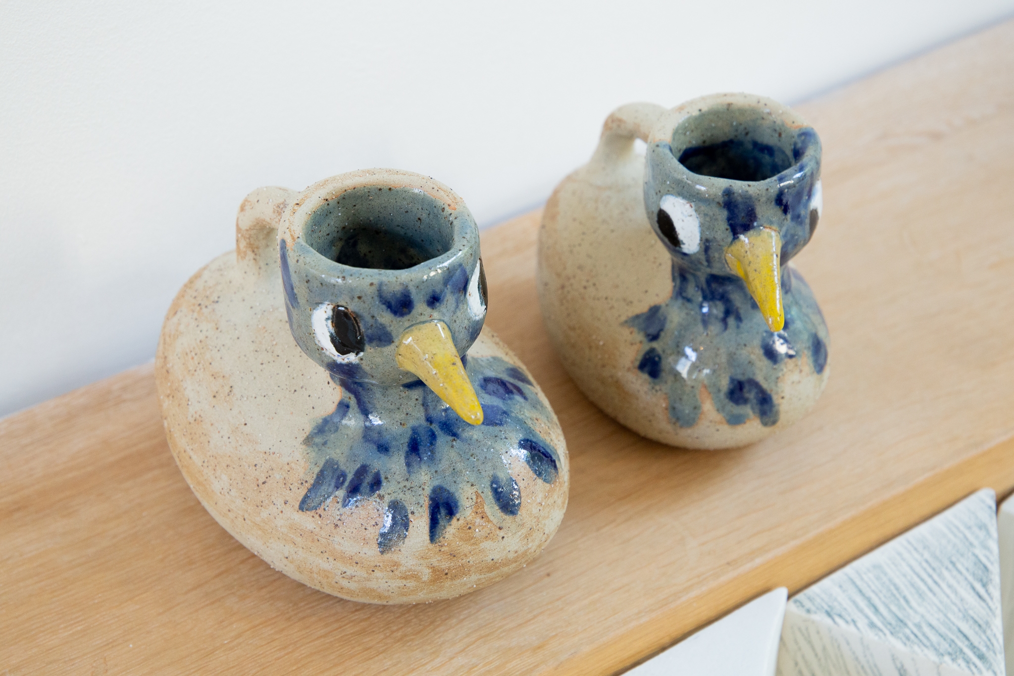 2 bird vases